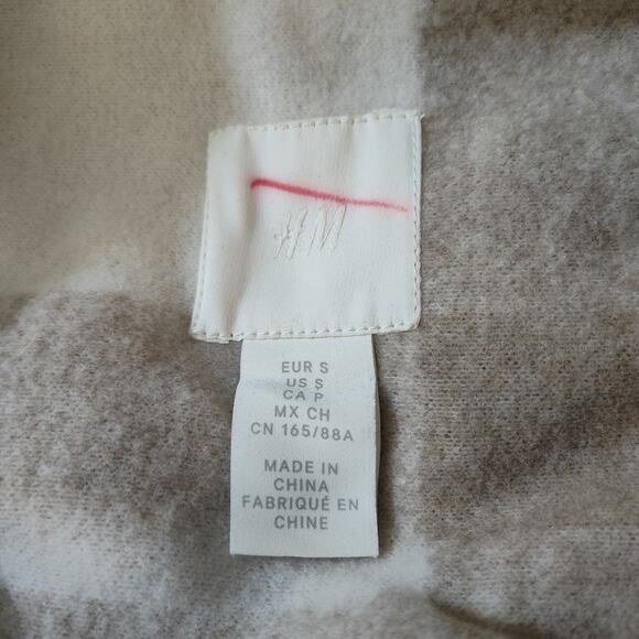 H&M Vest Womens Small Plaid Button Down Sleeveless Pockets Fall Layering Casual - Picture 12 of 17